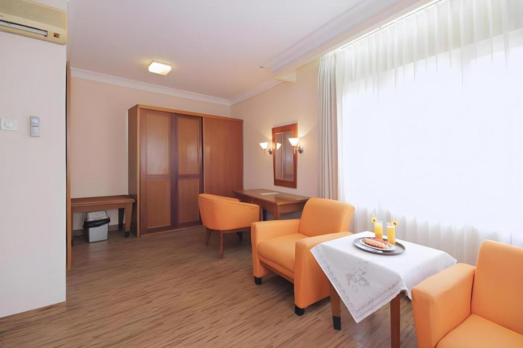 Nalendra Hotel Μπαντούνγκ Εξωτερικό φωτογραφία